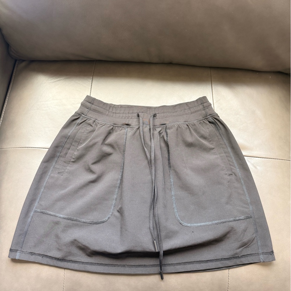 Women's Mini Skirt in Black